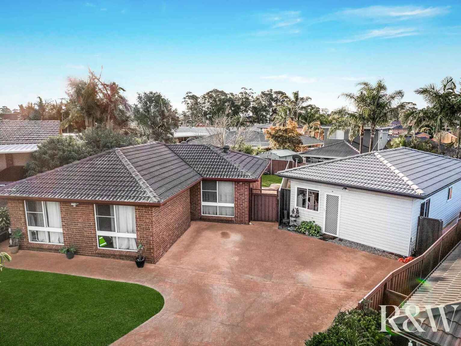 4 & 4A Neenan Place Erskine Park