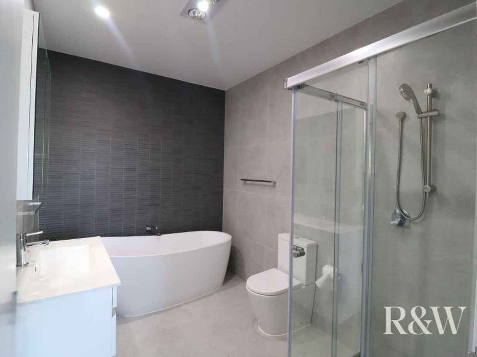6B Assisi Close Cranebrook