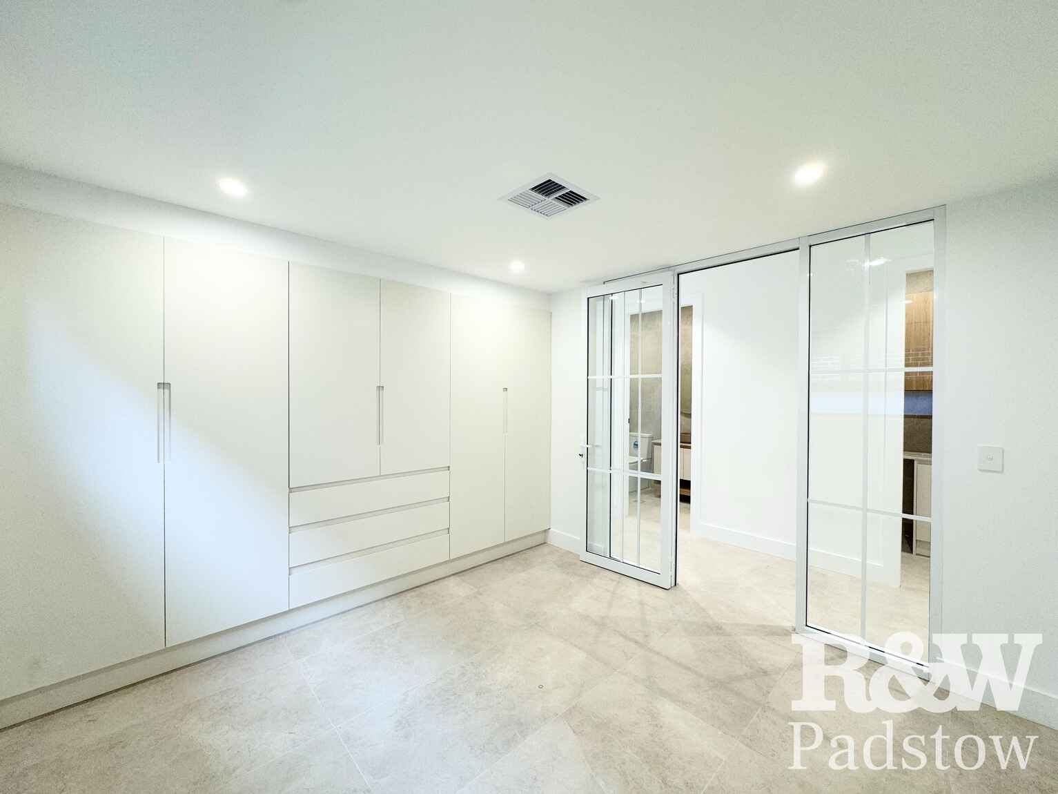 14 Harford Avenue East Hills 14 Harford Avenue East Hills