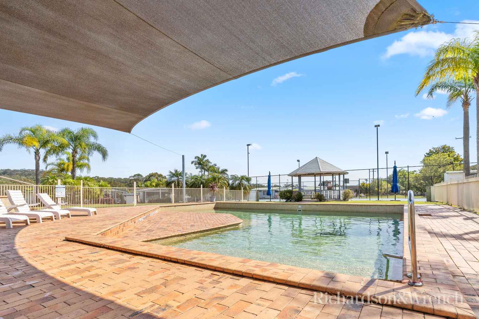 96/57 Empire Bay Drive Kincumber 96/57 Empire Bay Drive Kincumber