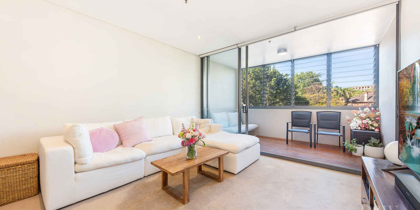 204/245 Pacific Highway North Sydney