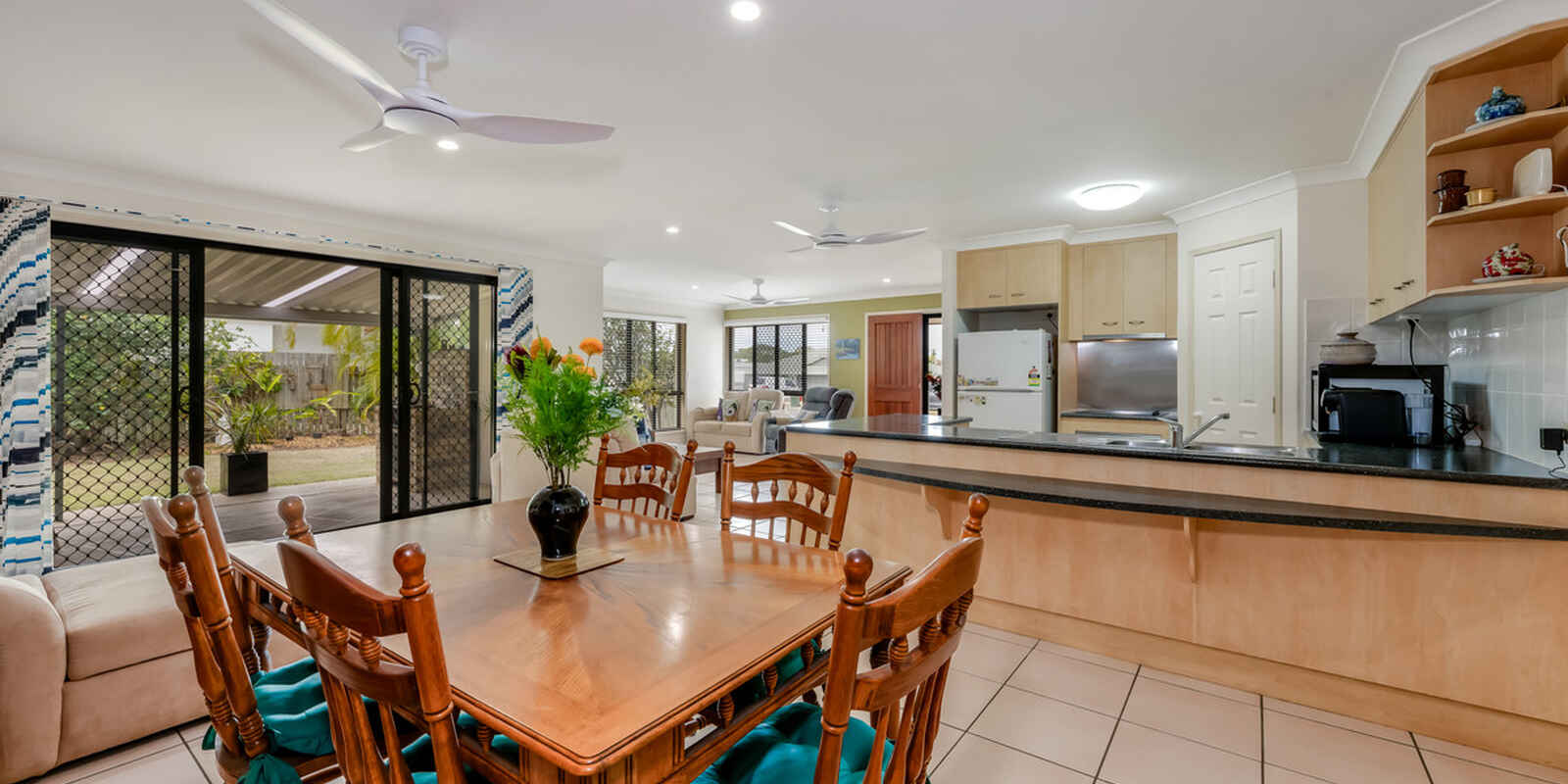 24 Solander Street Bargara 24 Solander Street Bargara