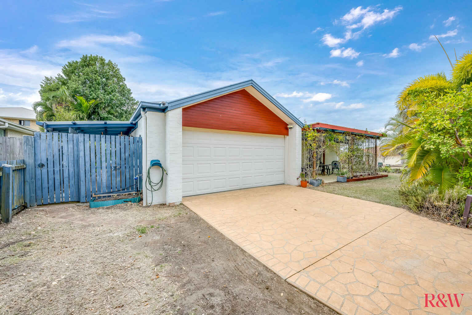 24 Solander Street Bargara 24 Solander Street Bargara