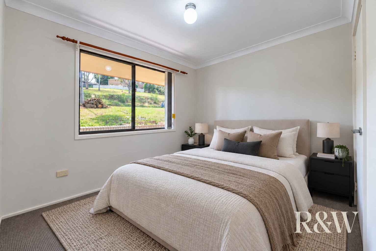 40 PARKHILL AVENUE Leumeah 40 PARKHILL AVENUE Leumeah