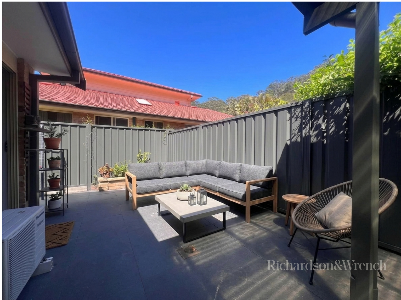 1/7 Robson Close Point Clare 1/7 Robson Close Point Clare