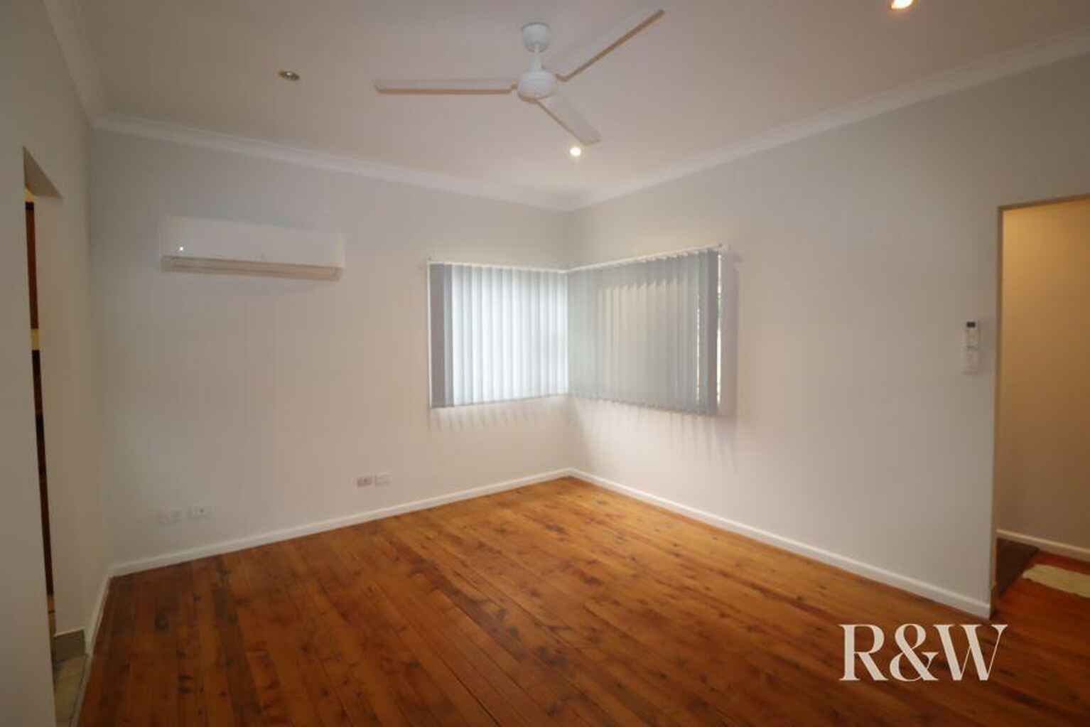14 Mulgoa Road Regentville