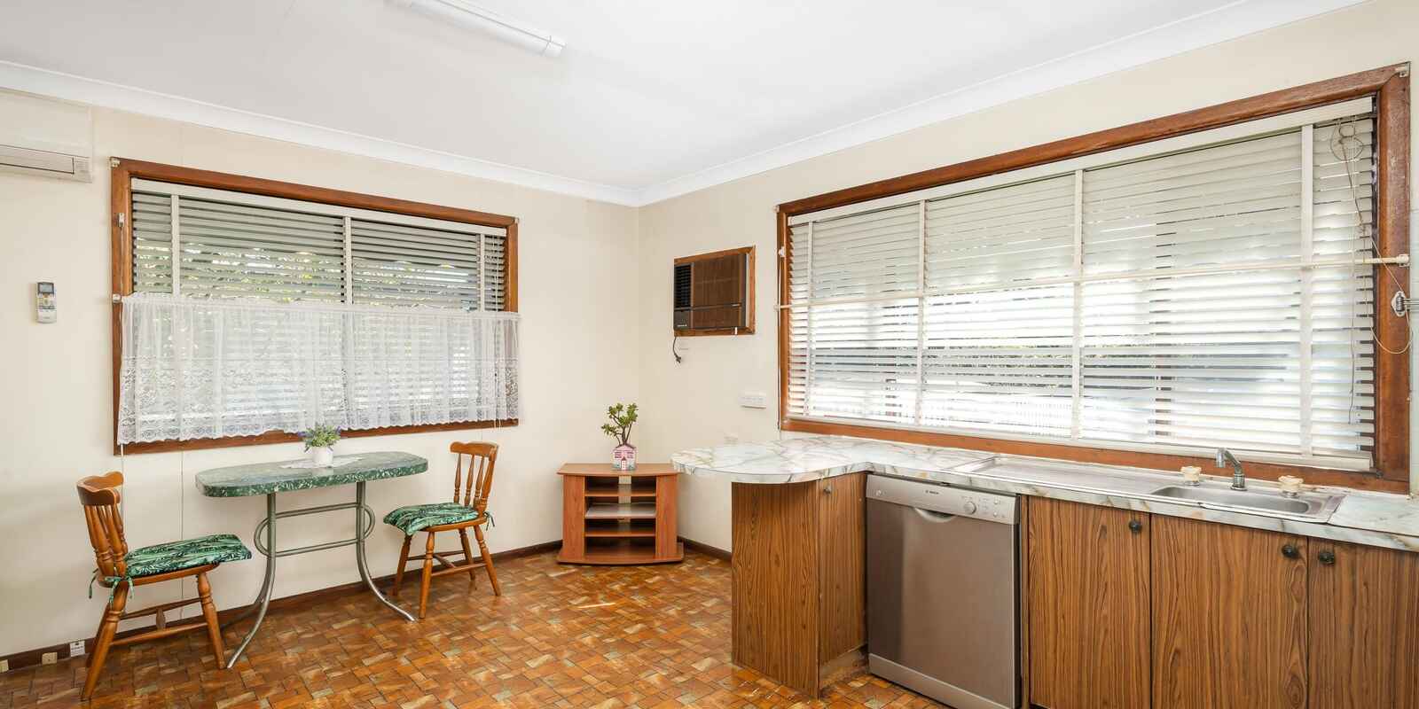 10 Rabaul Avenue Whalan