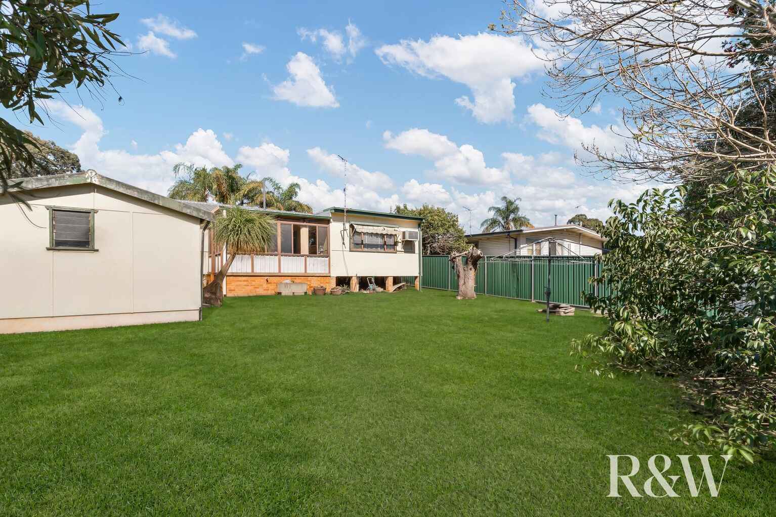 10 Rabaul Avenue Whalan