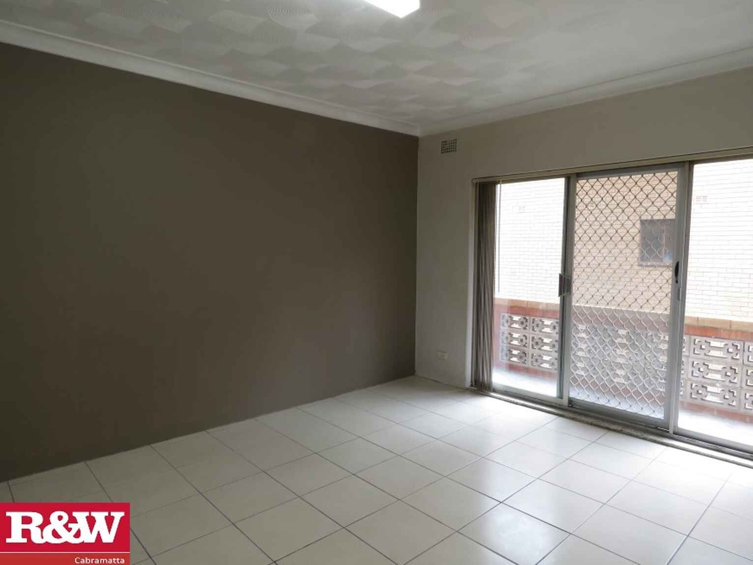 10/27 Park Road, Cabramatta