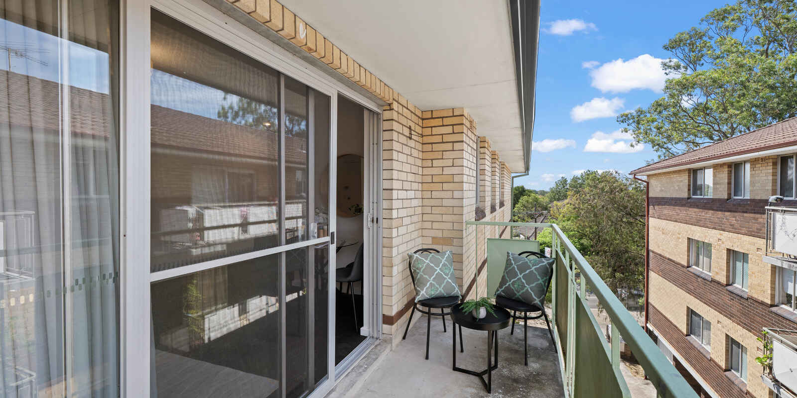 16/520 New Canterbury Road Dulwich Hill