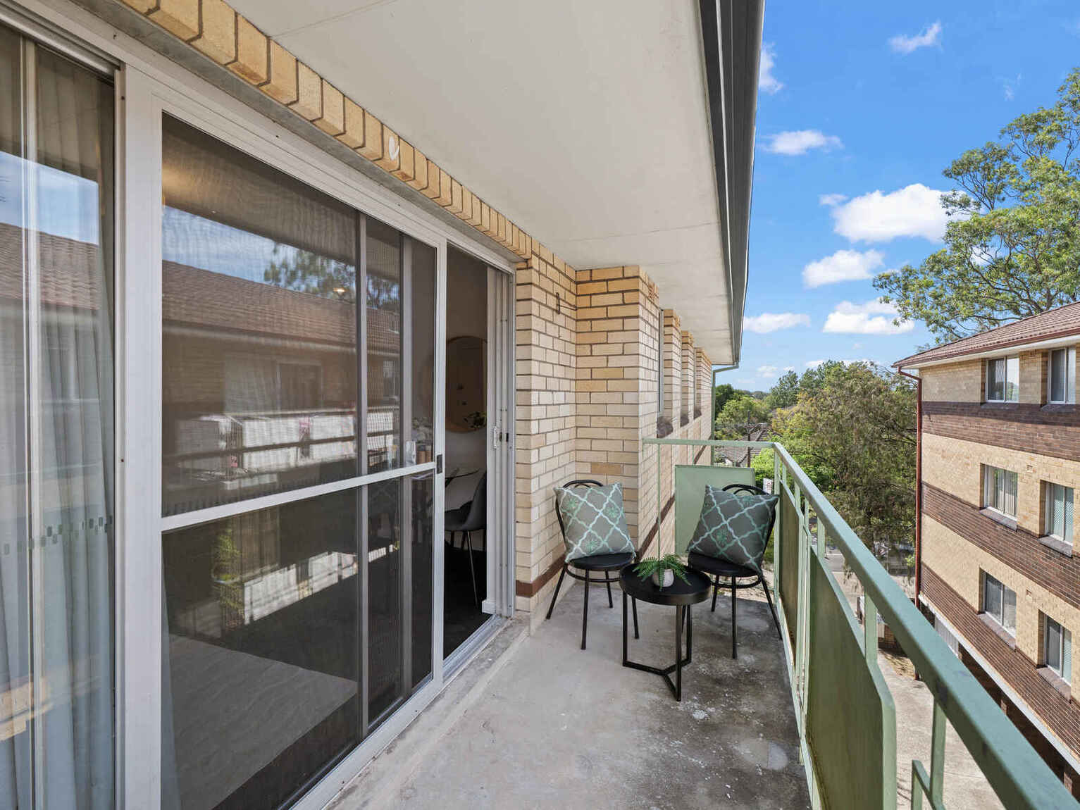 16/520 New Canterbury Road Dulwich Hill