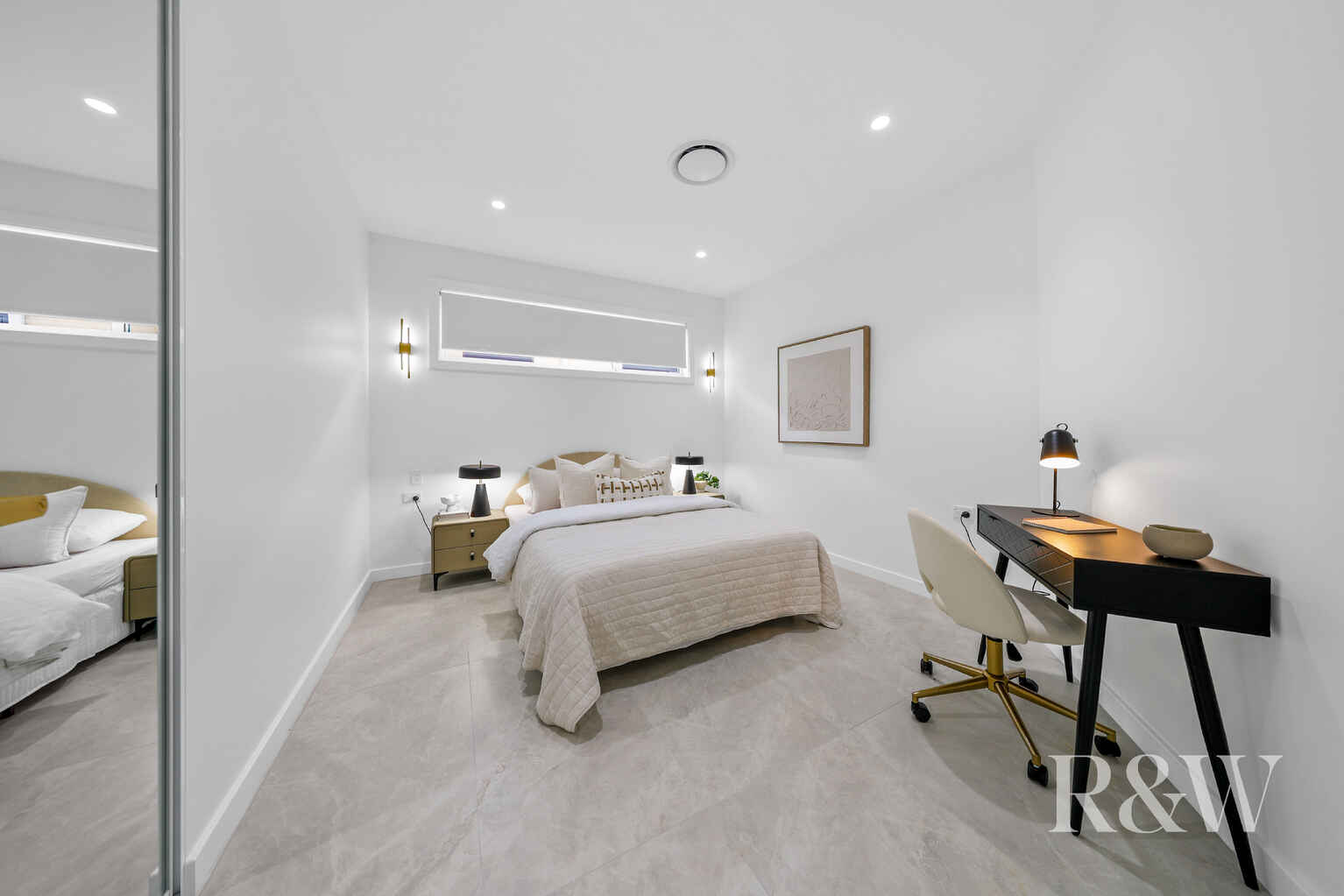 33 CARINDA STREET Ingleburn 33 CARINDA STREET Ingleburn
