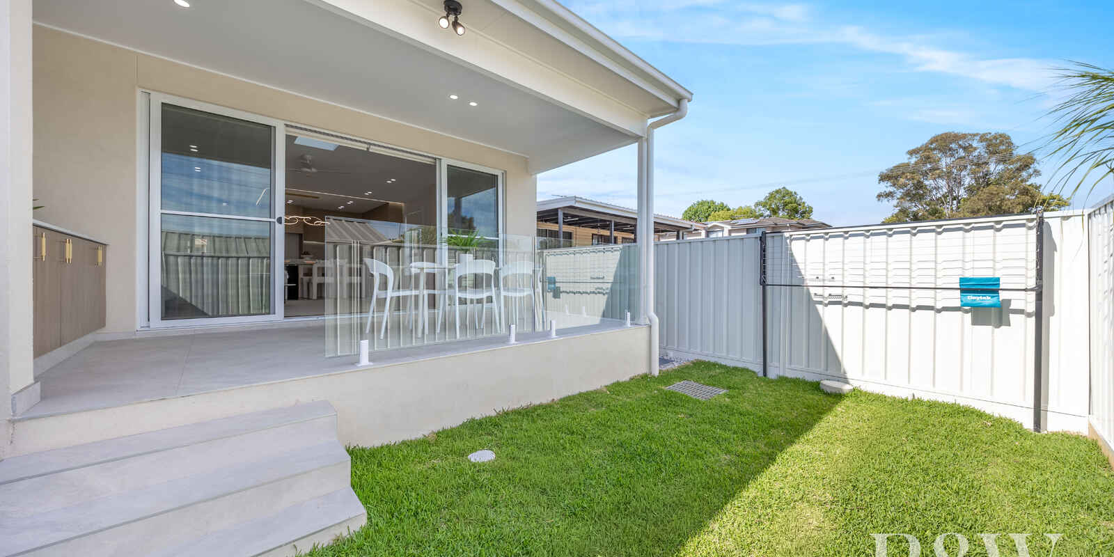 33 CARINDA STREET Ingleburn 33 CARINDA STREET Ingleburn
