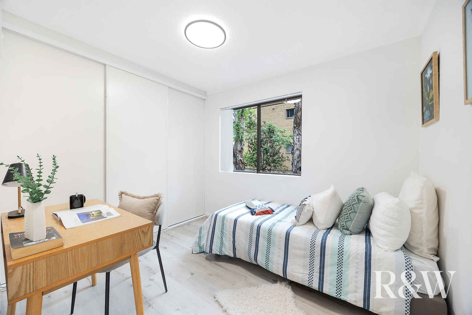 2/ 2a Surrey Street Epping