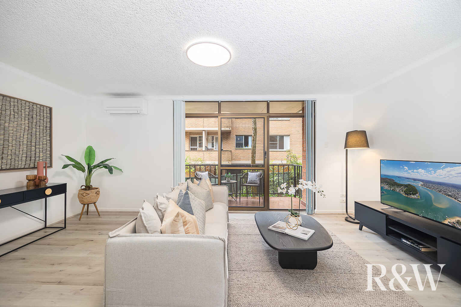 2/ 2a Surrey Street Epping