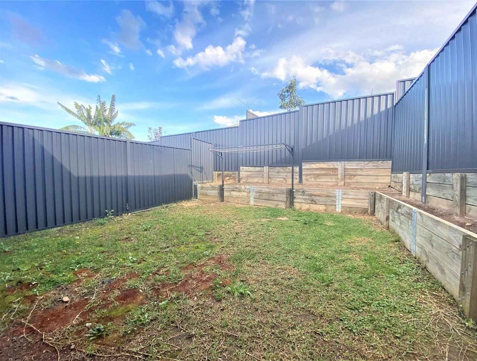 15A Crowley Boulevard Claymore 15A Crowley Boulevard Claymore