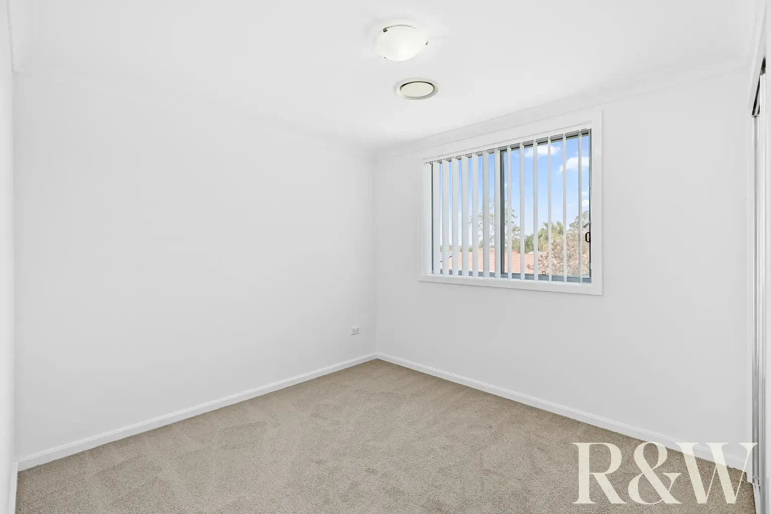 8 Theodore Place Rooty Hill