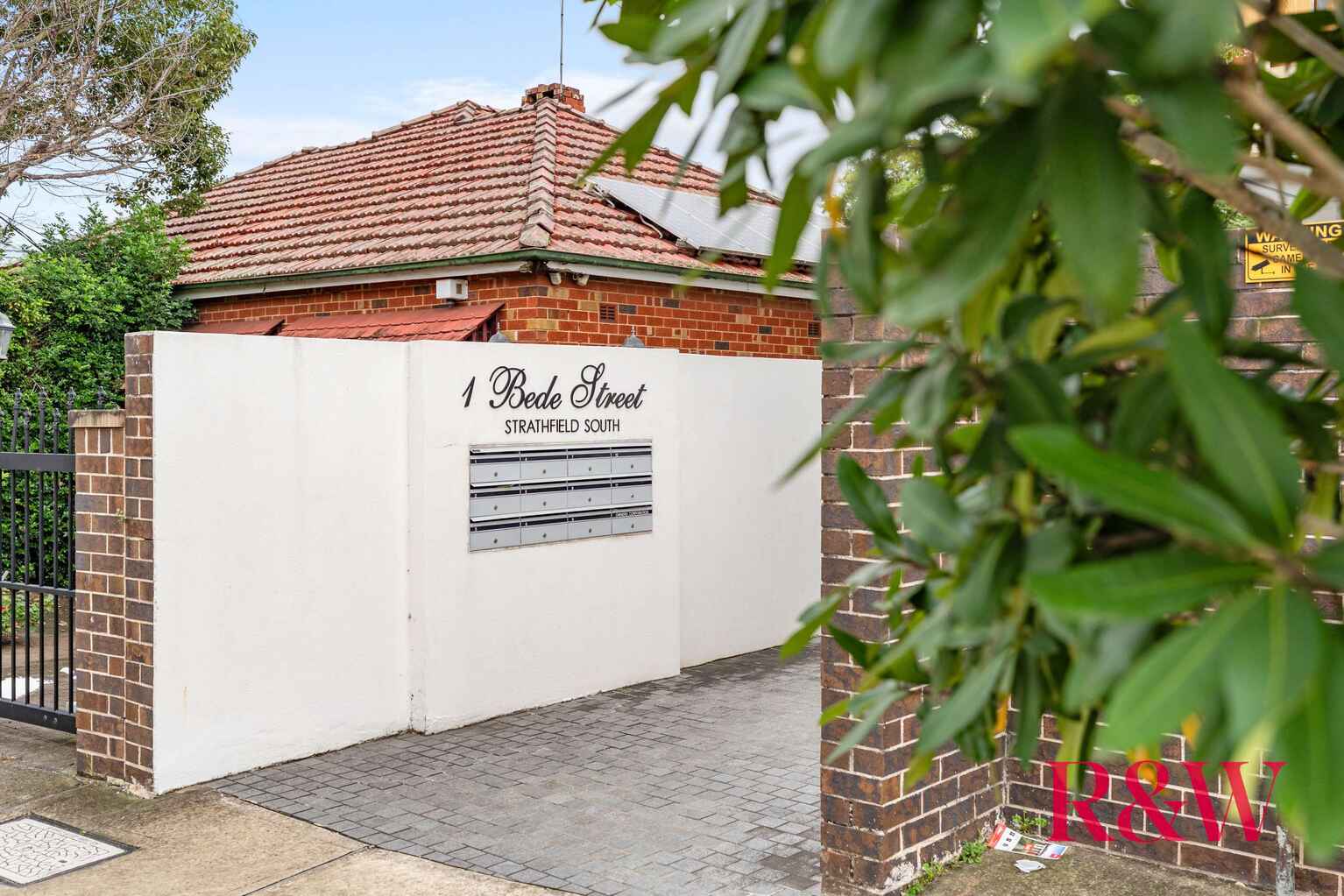 9/1 Bede Street Strathfield South
