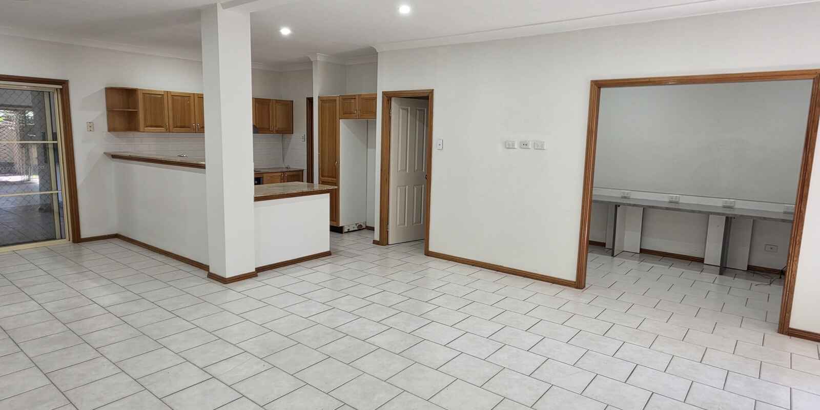 4A Tallowood Avenue Casula 4A Tallowood Avenue Casula