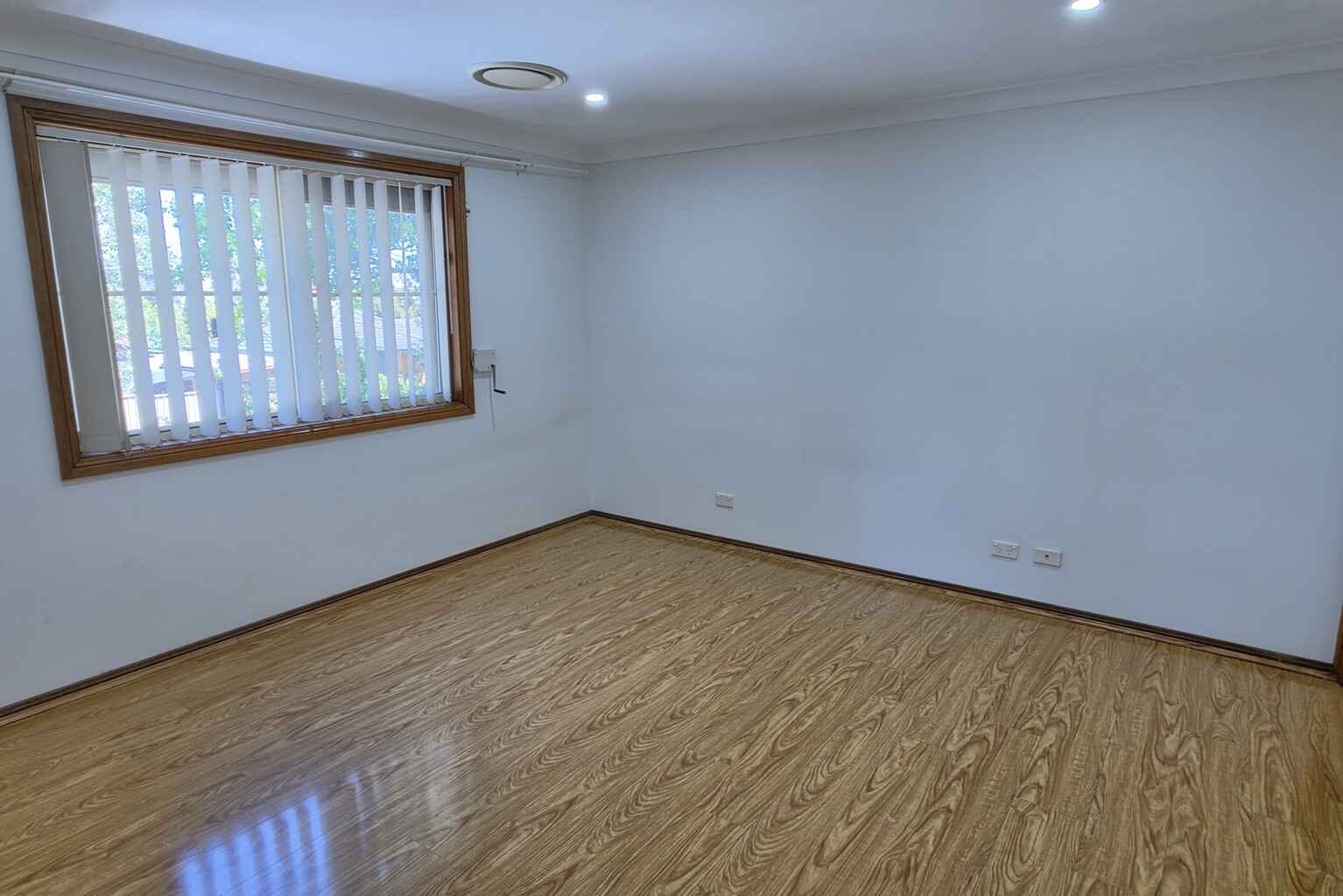 4A Tallowood Avenue Casula 4A Tallowood Avenue Casula