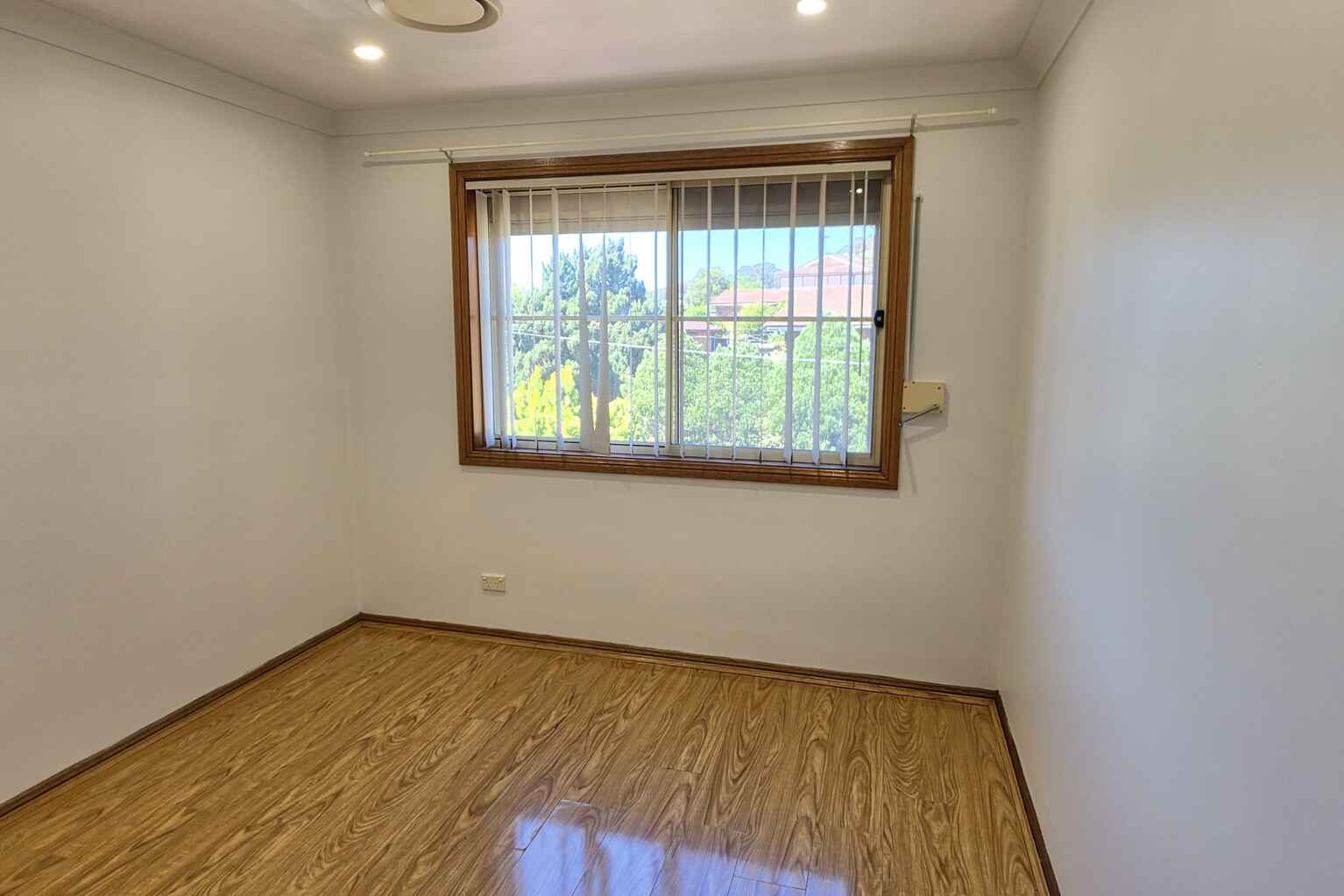 4A Tallowood Avenue Casula 4A Tallowood Avenue Casula