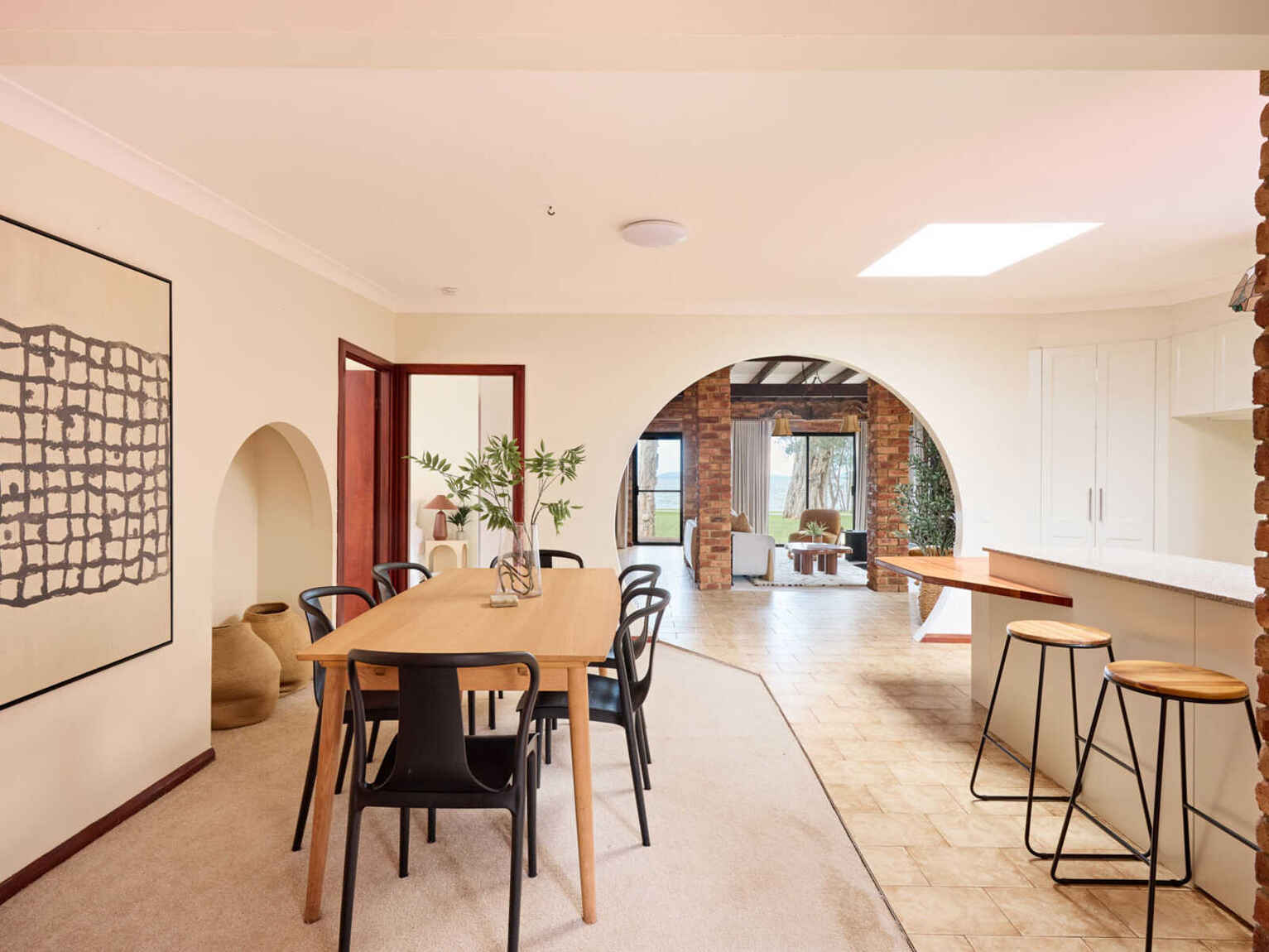284 Tuggerawong Road Tuggerawong