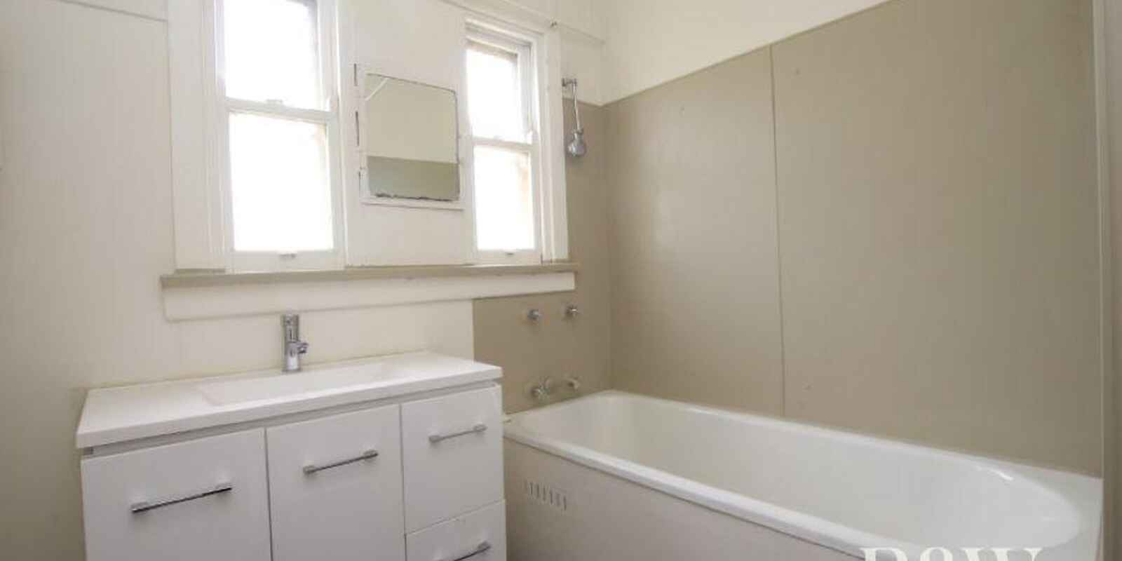 9 Griffiths Street North St Marys