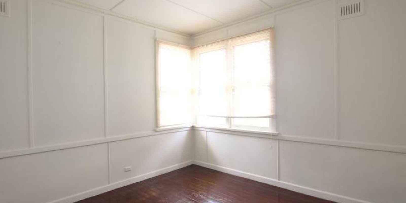 9 Griffiths Street North St Marys