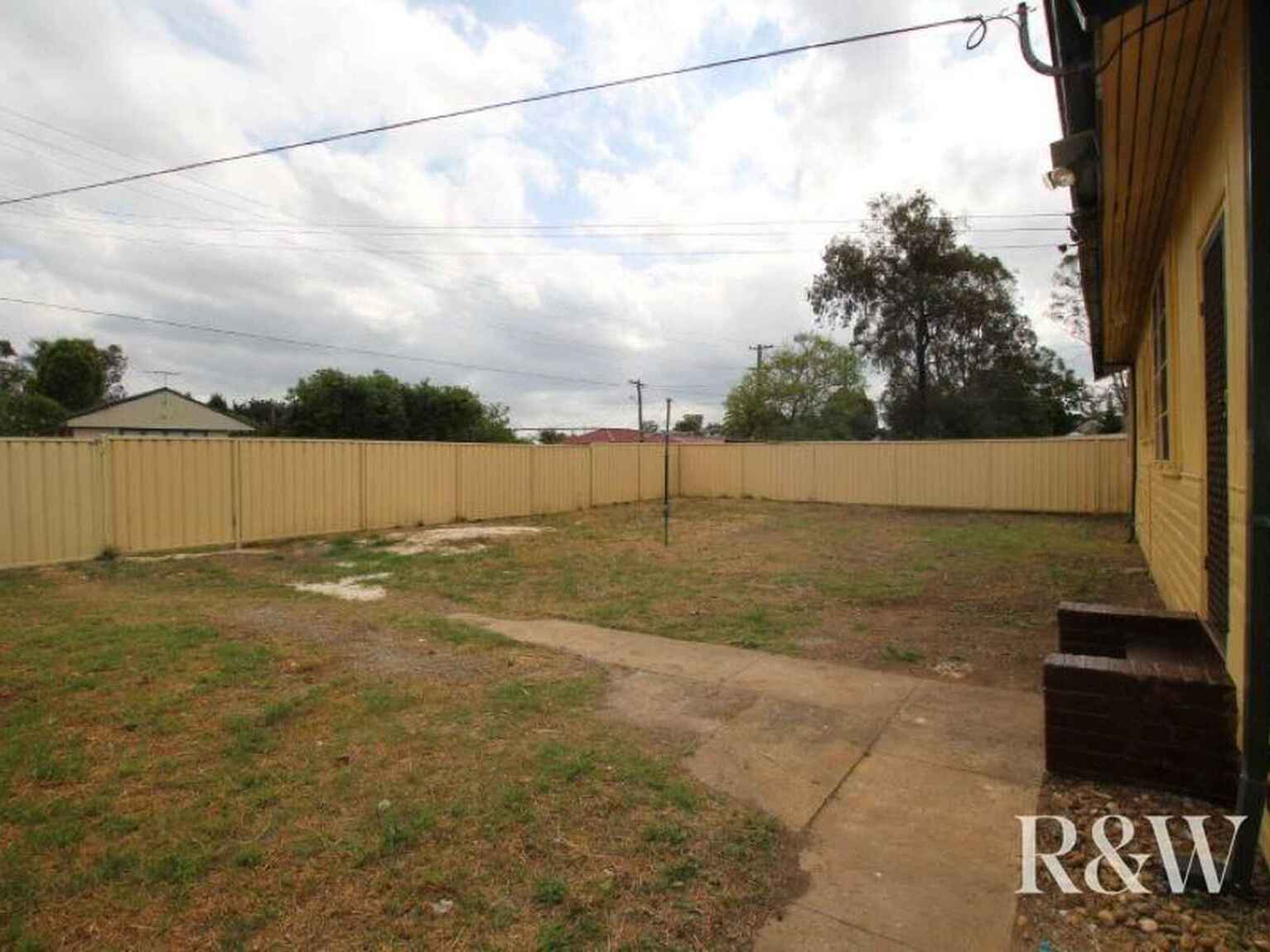 9 Griffiths Street North St Marys