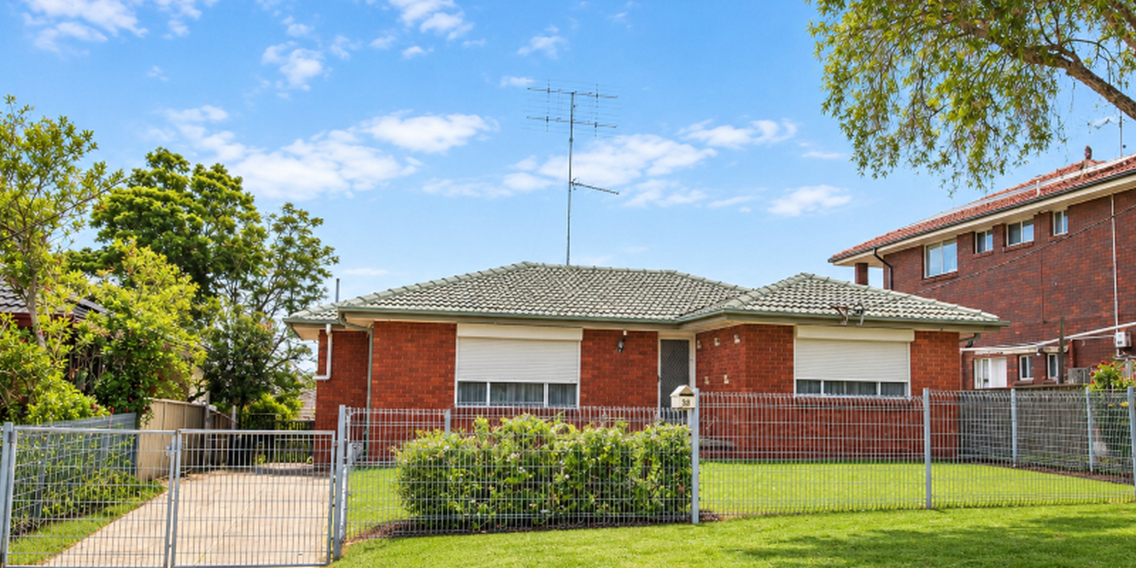 25 Sheba Crescent South Penrith