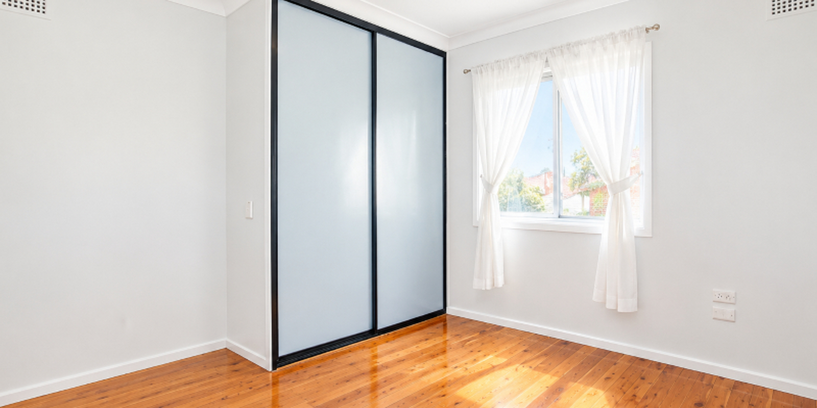 25 Sheba Crescent South Penrith