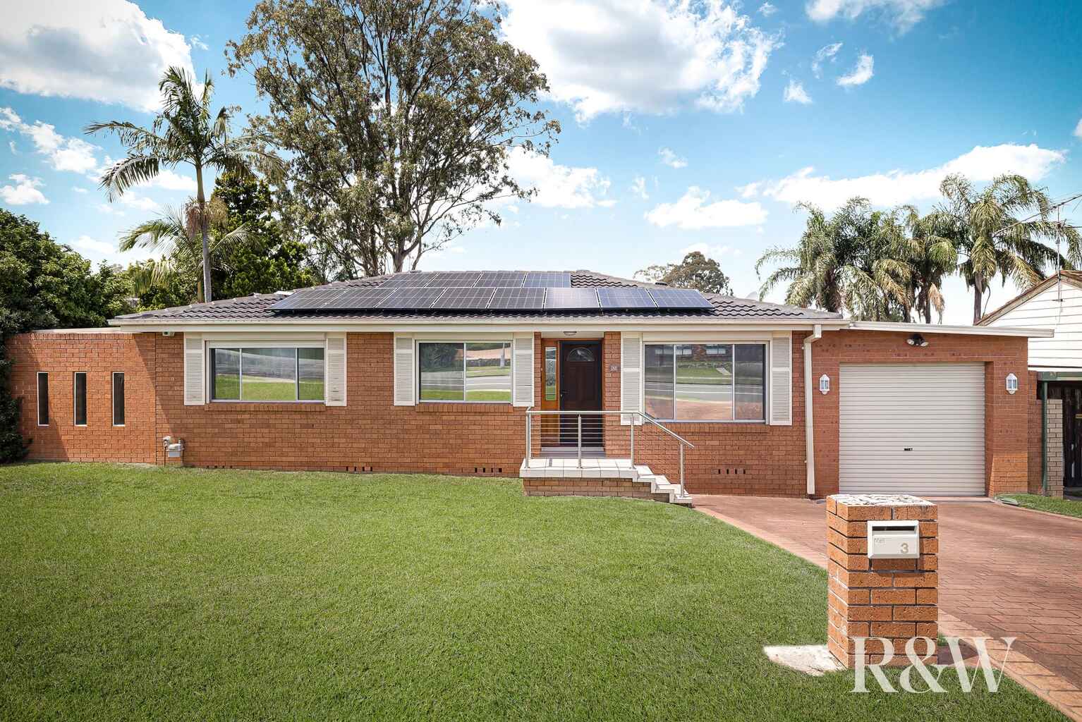 32 Endeavour Avenue St Clair 32 Endeavour Avenue St Clair