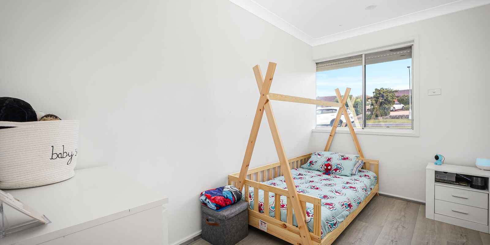 32 Endeavour Avenue St Clair 32 Endeavour Avenue St Clair