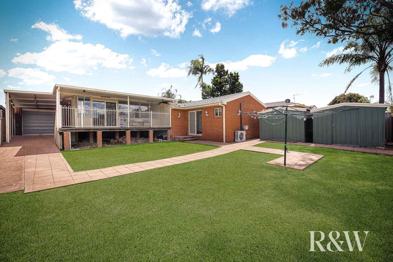 32 Endeavour Avenue St Clair 32 Endeavour Avenue St Clair