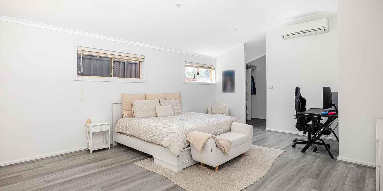 32 Endeavour Avenue St Clair 32 Endeavour Avenue St Clair