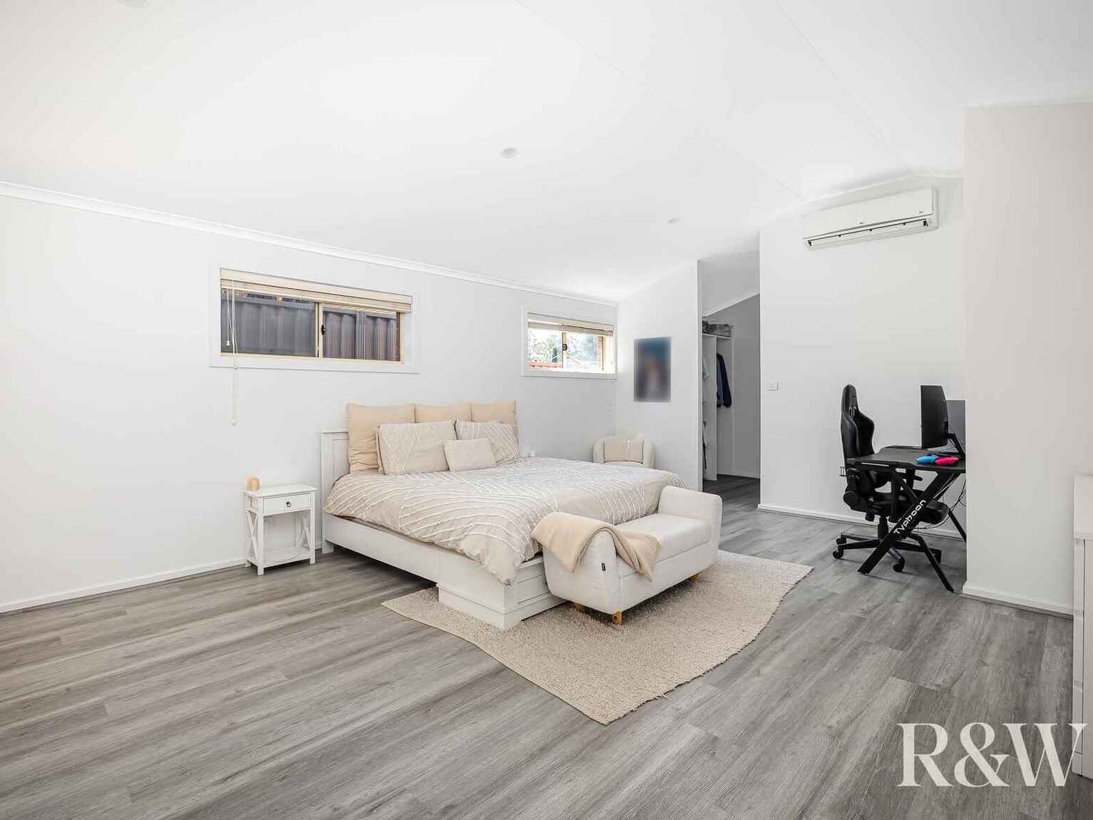 32 Endeavour Avenue St Clair 32 Endeavour Avenue St Clair