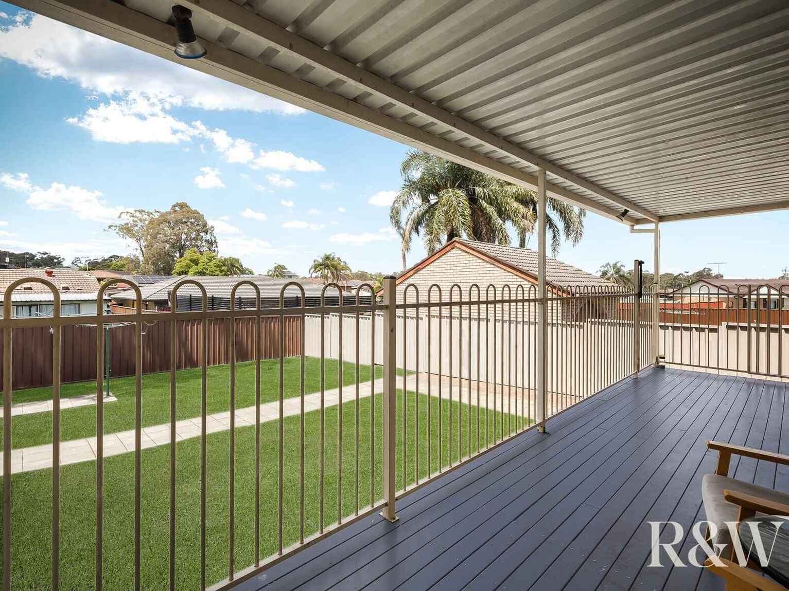 32 Endeavour Avenue St Clair 32 Endeavour Avenue St Clair