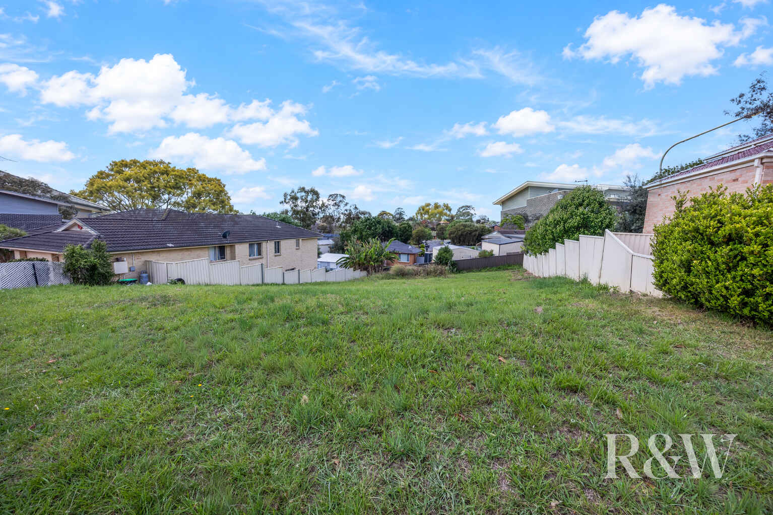 137 ENGLORIE PARK DRIVE Glen Alpine 137 ENGLORIE PARK DRIVE Glen Alpine