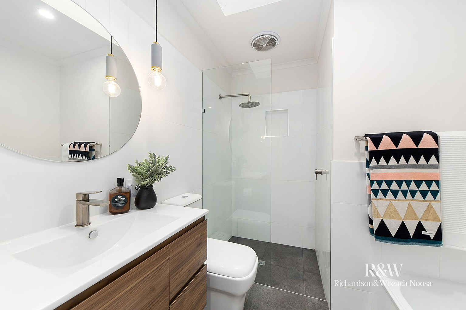 19 Tarina Street Noosa Heads 19 Tarina Street Noosa Heads
