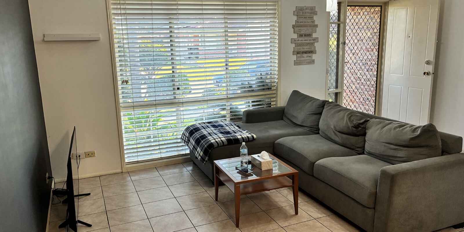 8 Shearwater Road Hinchinbrook