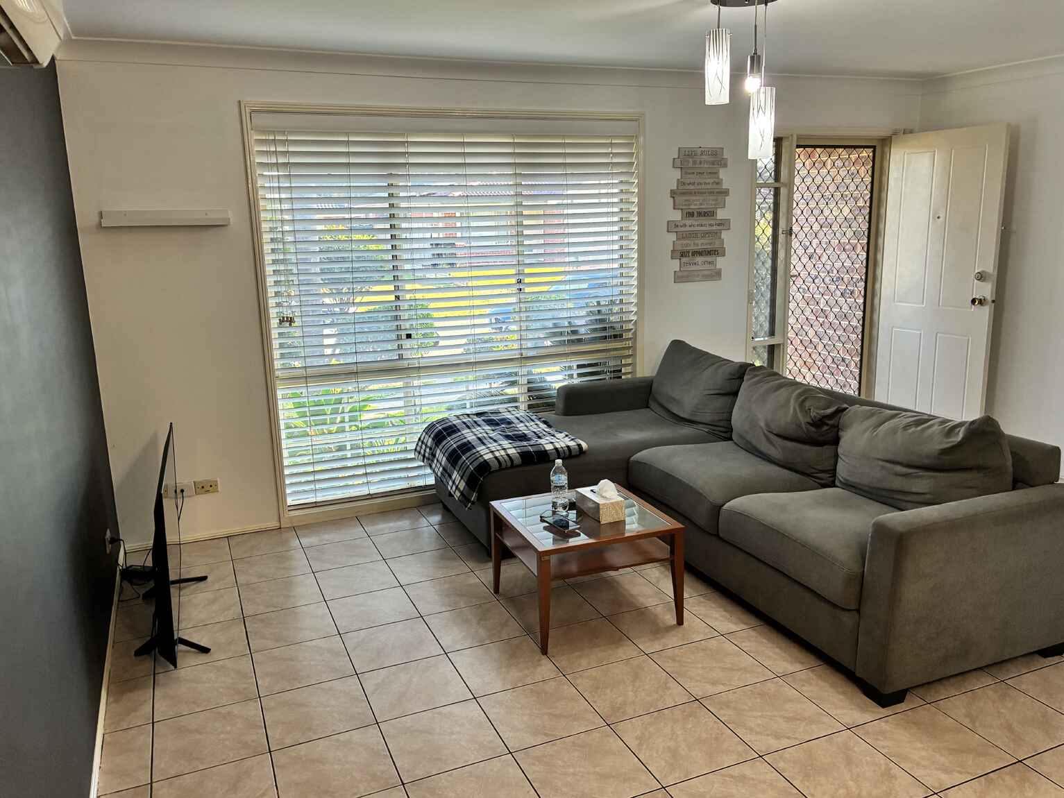 8 Shearwater Road Hinchinbrook