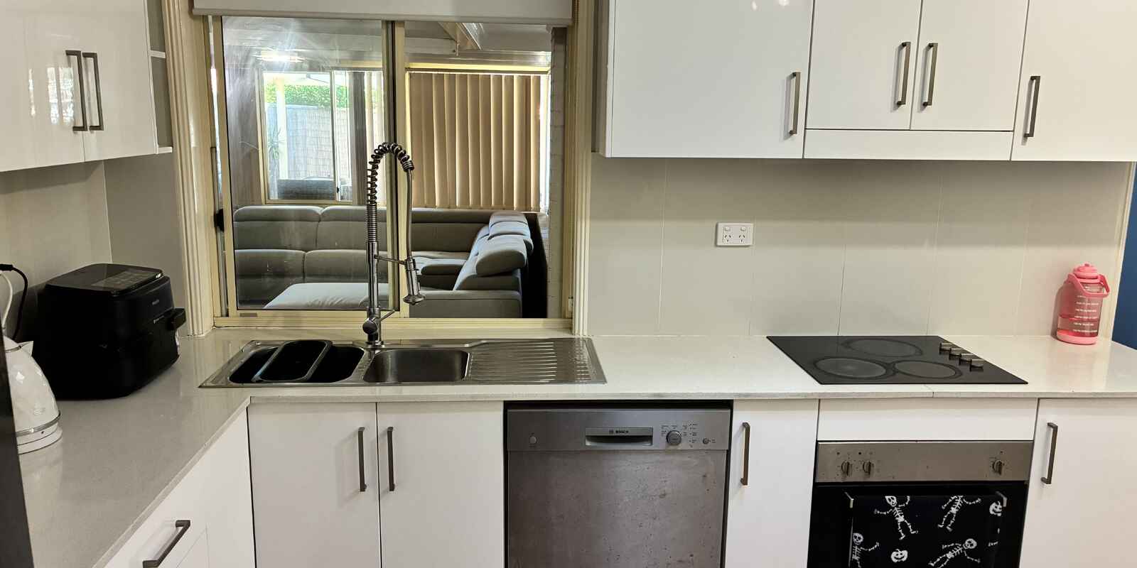 8 Shearwater Road Hinchinbrook