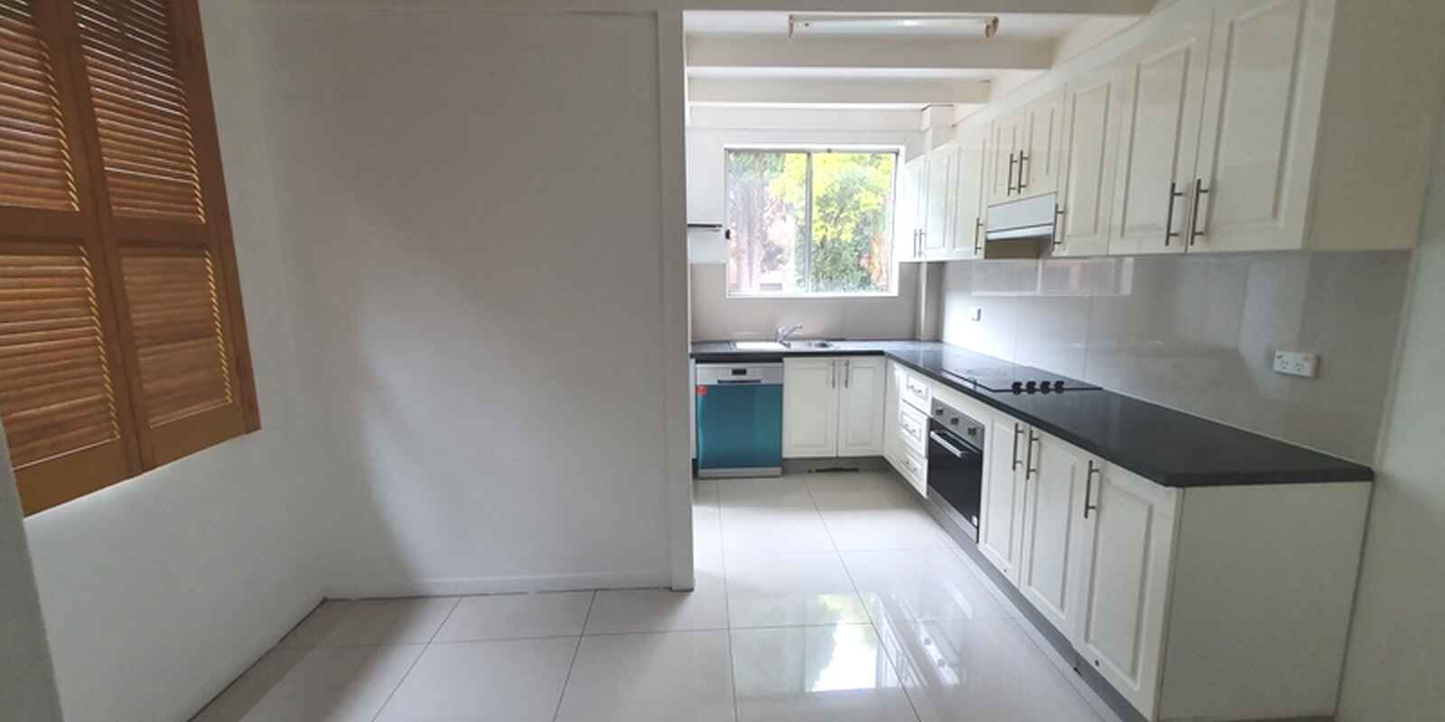 4/24 Noble Street Allawah