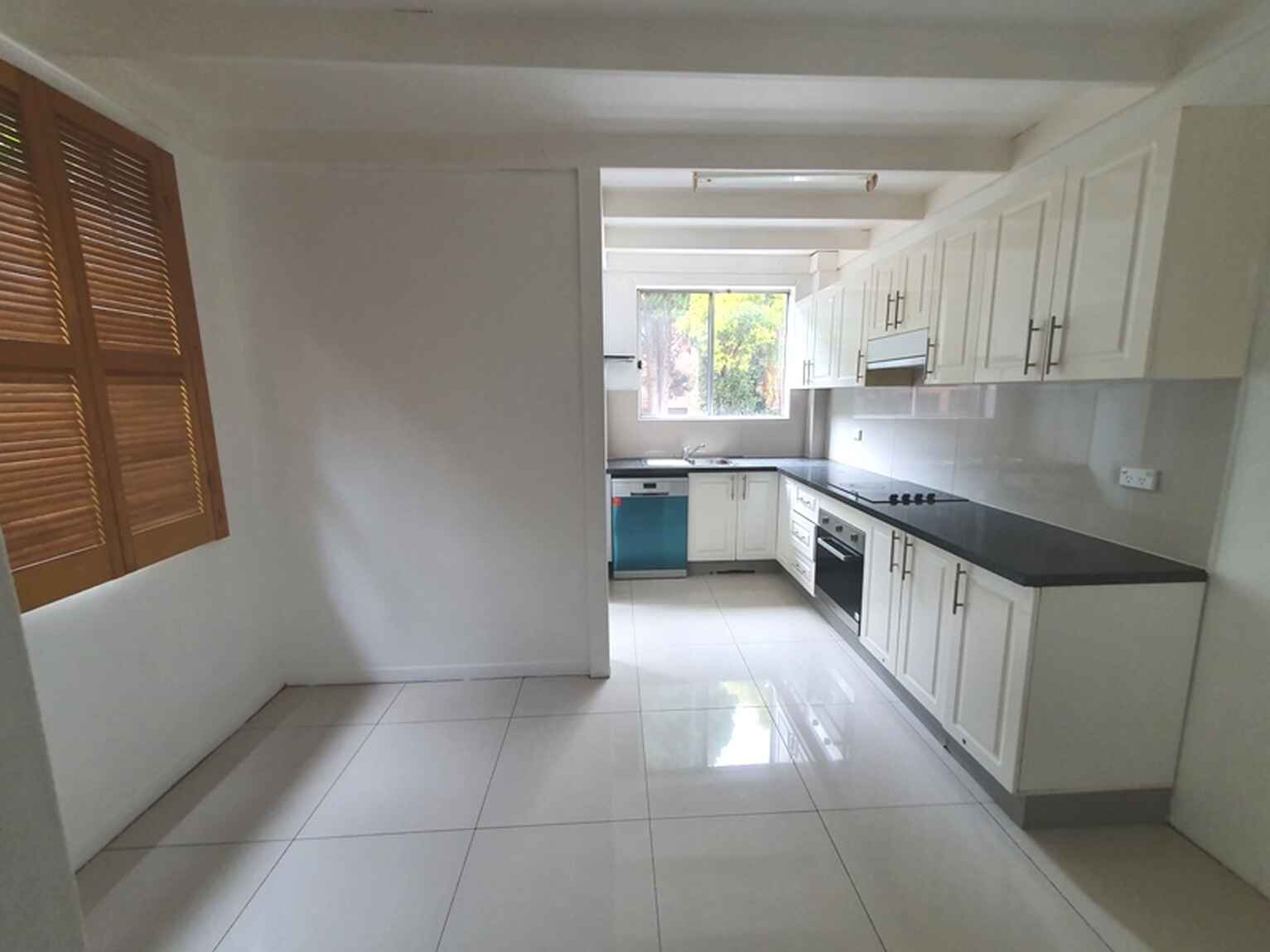 4/24 Noble Street Allawah