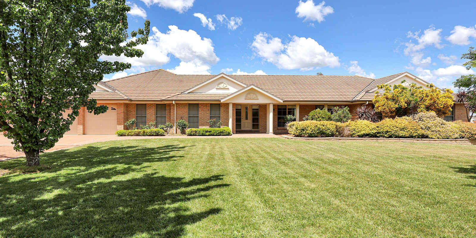 27 Woodside Drive Moss Vale