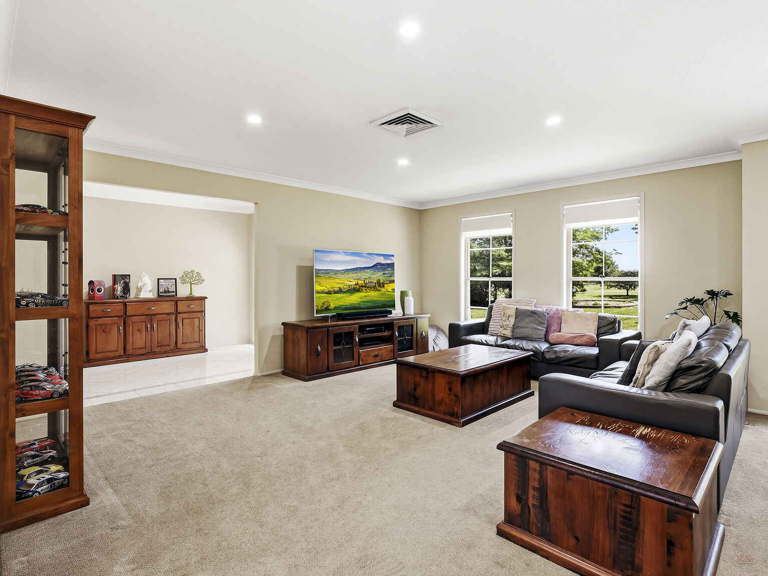 27 Woodside Drive Moss Vale