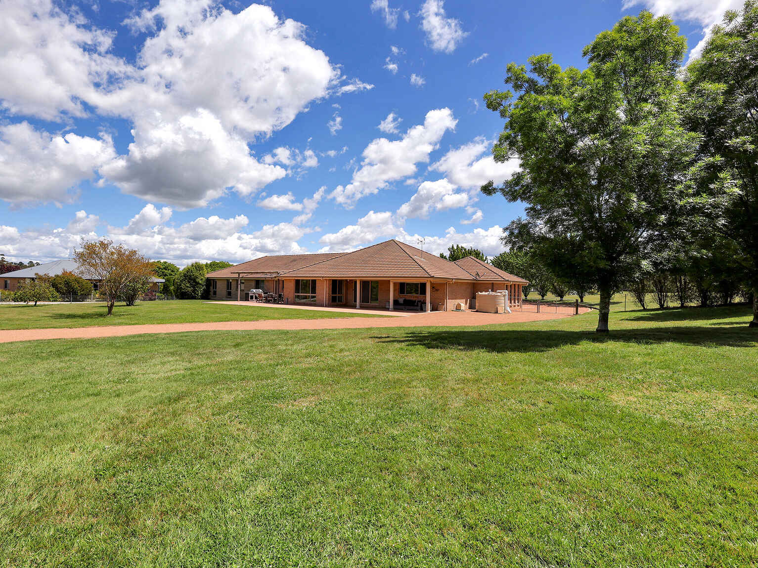 27 Woodside Drive Moss Vale