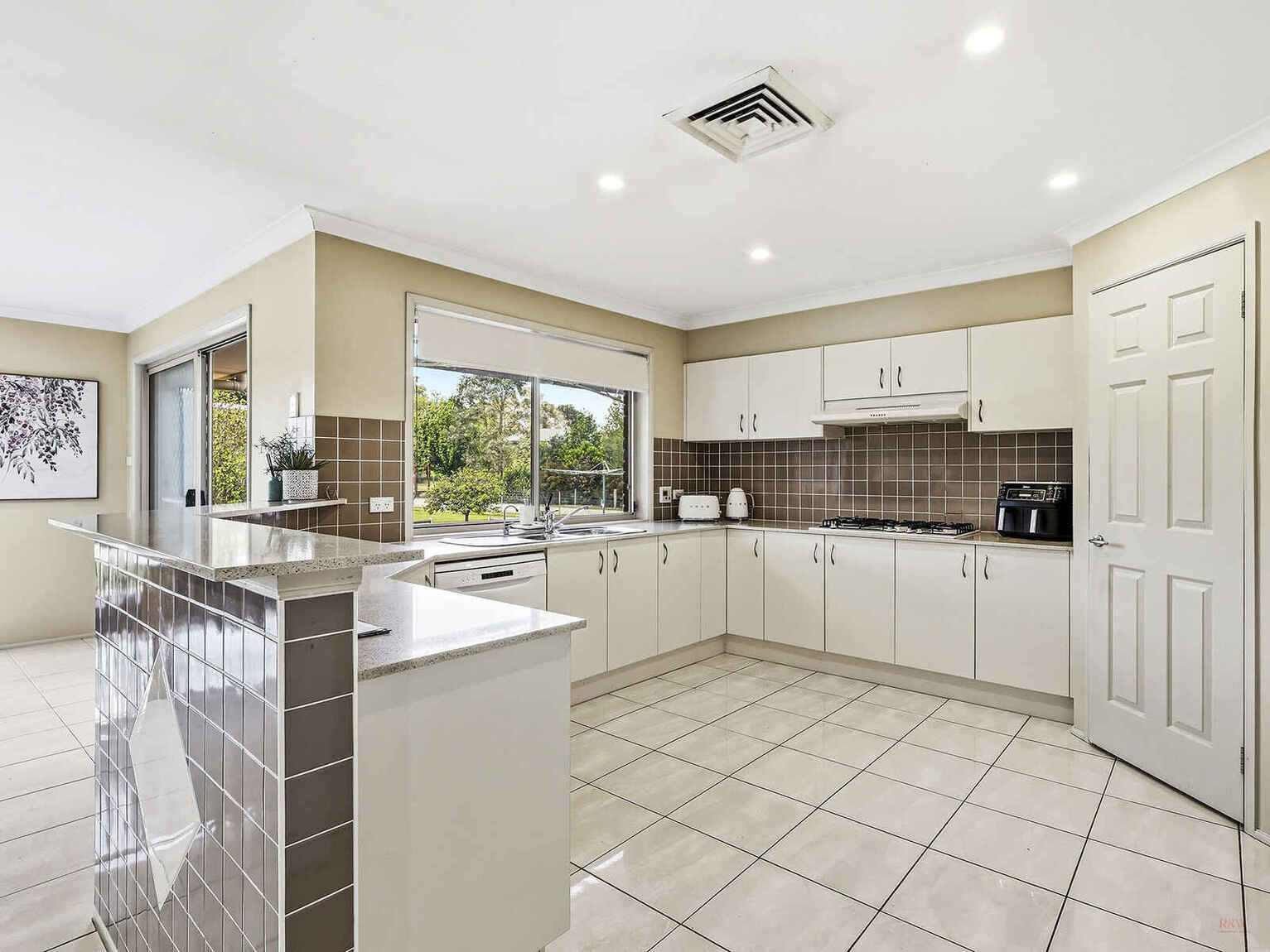 27 Woodside Drive Moss Vale 27 Woodside Drive Moss Vale