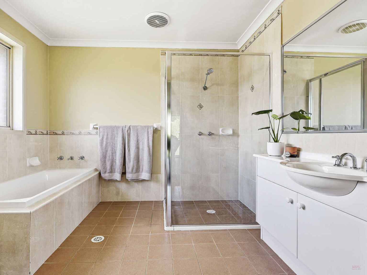 27 Woodside Drive Moss Vale 27 Woodside Drive Moss Vale