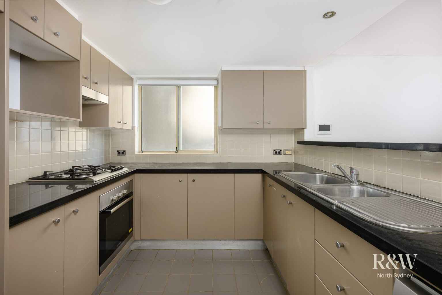 13/96 Alfred Street Milsons Point